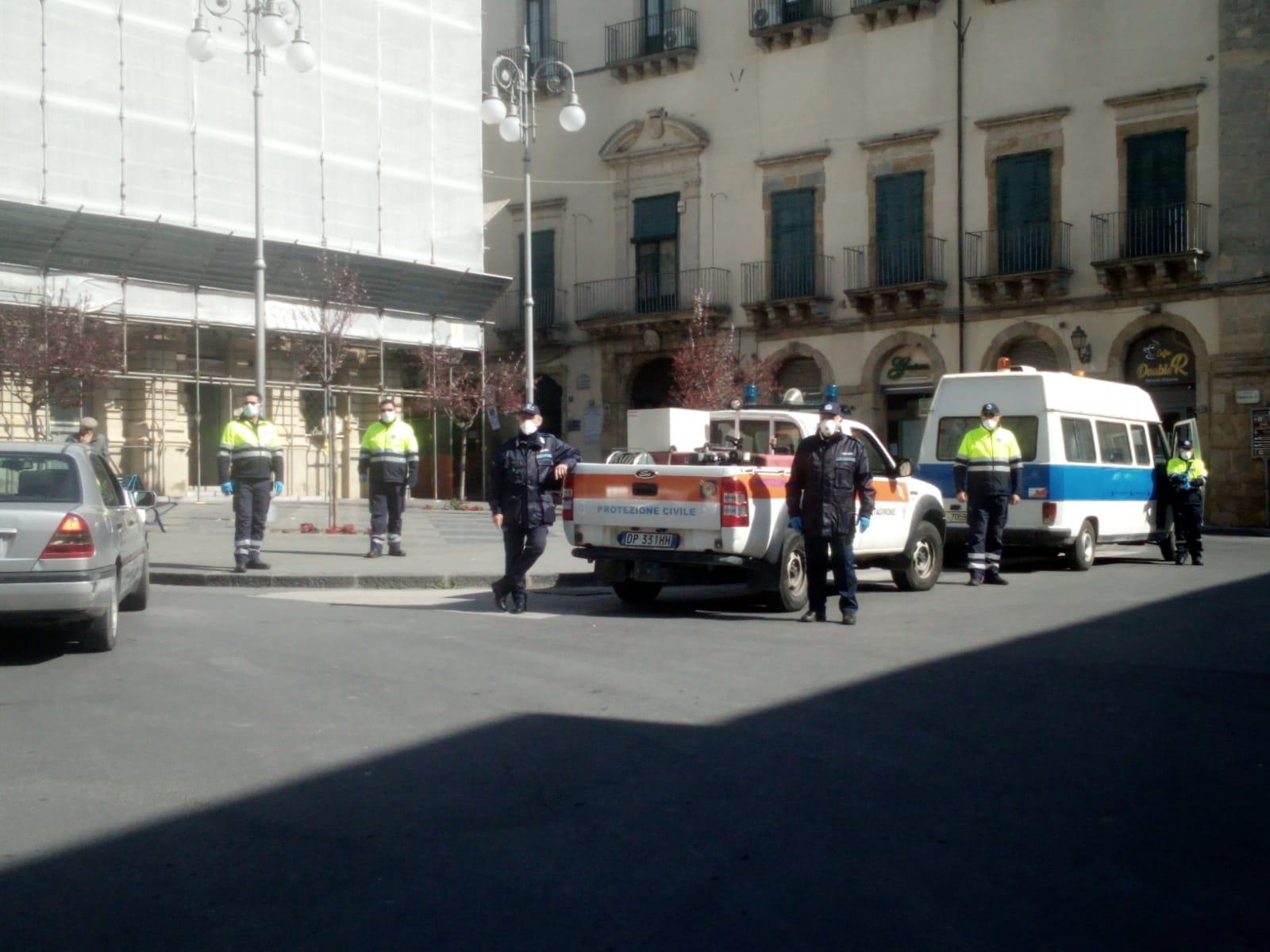Sanificazione strade Caltagirone. Si continua anche nel fine settimana