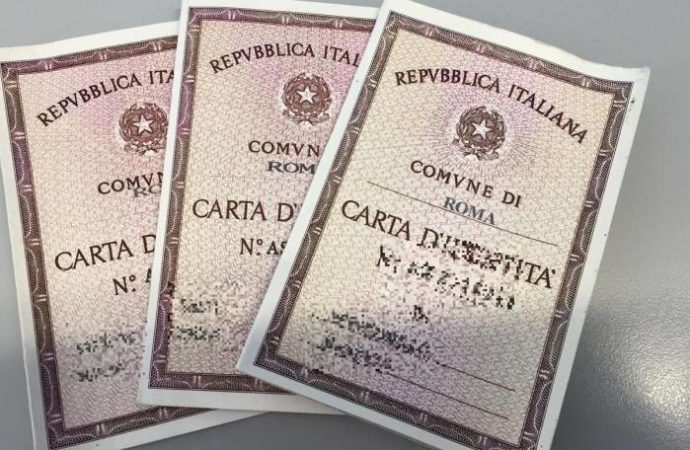 Coronavirus, prorogata al 31 agosto la validità delle carted’identità scadute