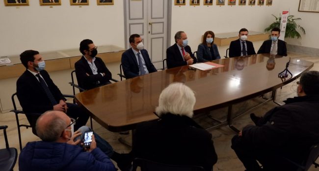 Foto-conferenza-stampa-18-dicembre-2020-2.jpg