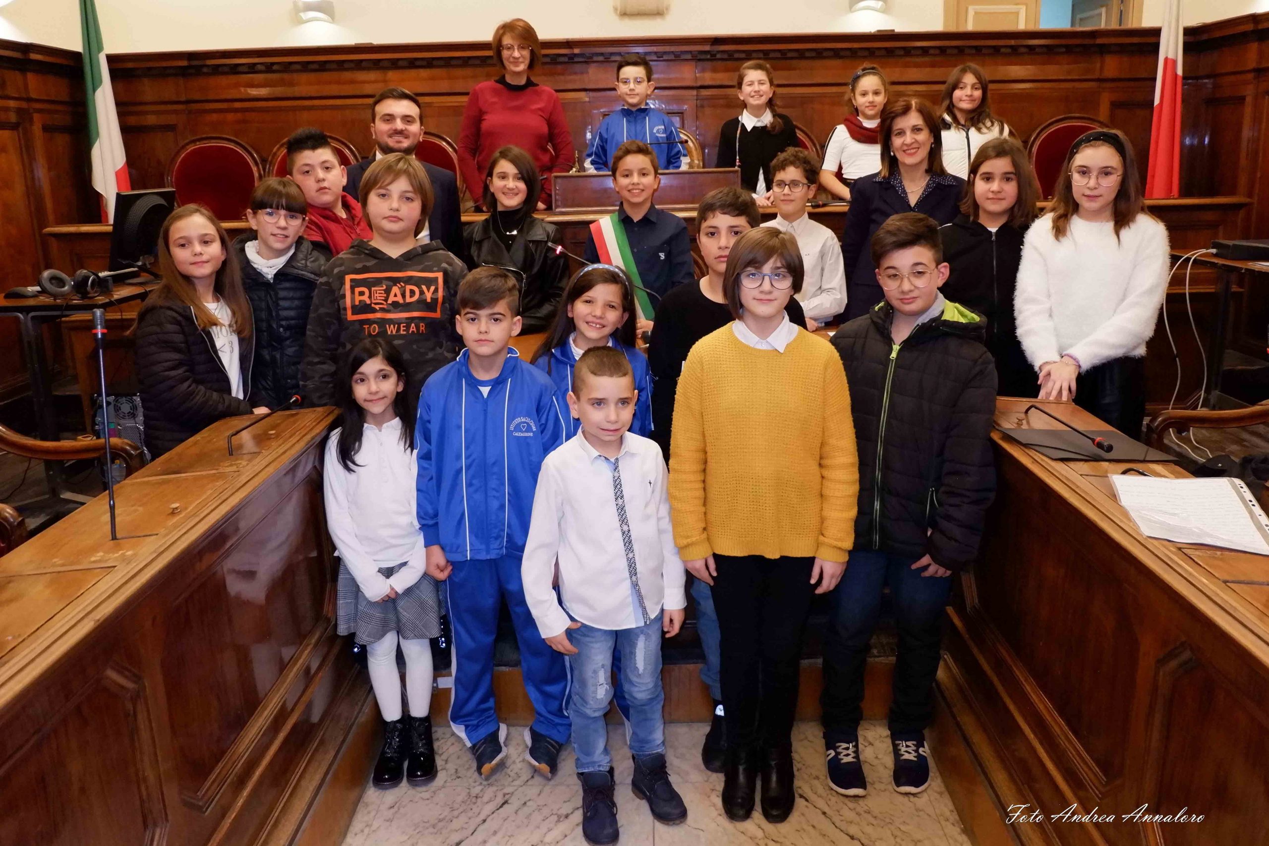 A Caltagirone il Consiglio comunale dei ragazzi celebra l’Unità d’Italia. Ecco quando