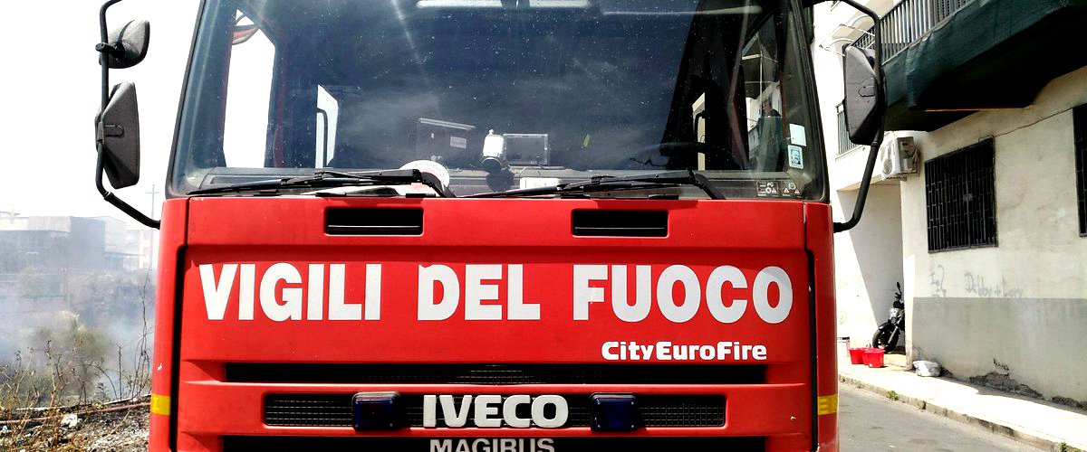 Incendiate nella notte tre auto in via Neve a Caltagirone