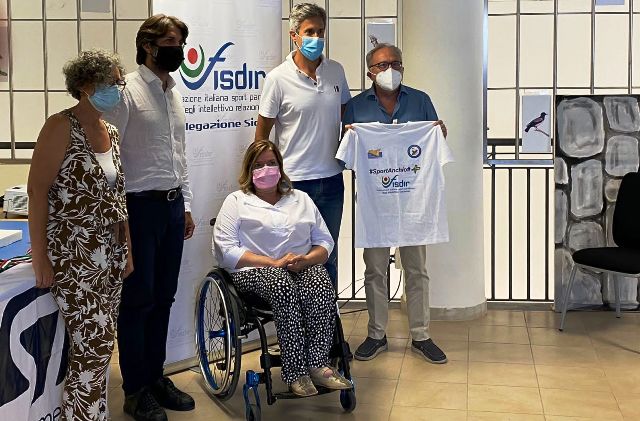 Centro diurno autismo di Catania. Con la premiazione di 12 giovani pongisti, concluse le attività del progetto #SportAnchio