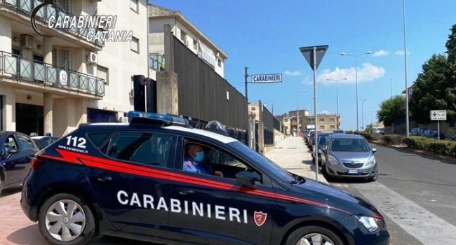 Controlli Carabinieri a Caltagirone, denunciate alcune persone per droga
