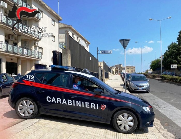 Controlli Carabinieri a Caltagirone, denunciate alcune persone per droga