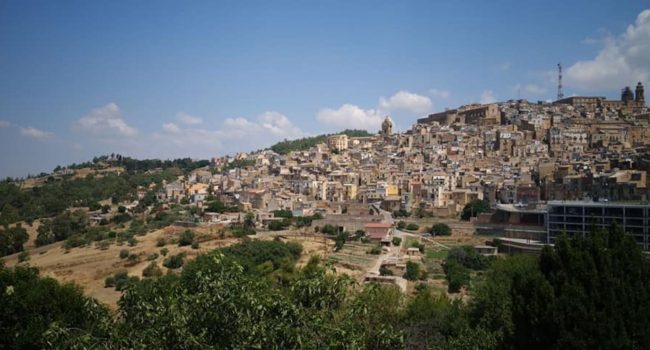 Caltagirone-2.jpg