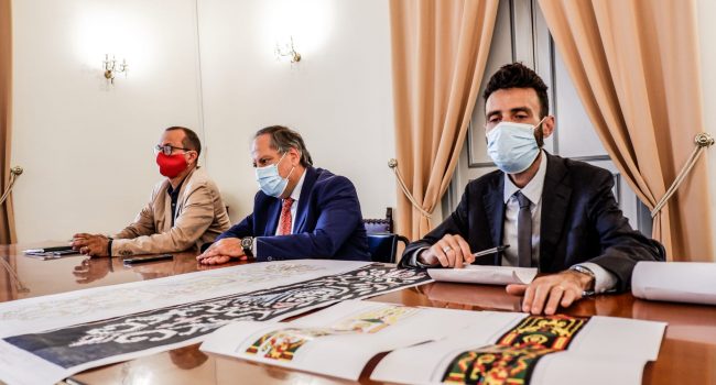 Foto-conferenza-stampa-Scala-illuminata-2021-2.jpg