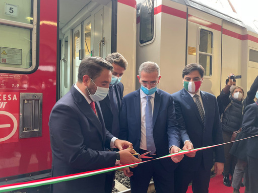 Inaugurato il primo Freccia Bianca della Sicilia. Velocità fino a 150 km all’ora