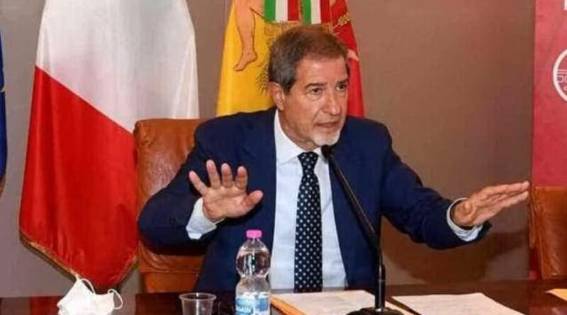 Voto su grandi elettori , Musumeci terzo. Nervi tesi, forse si dimette