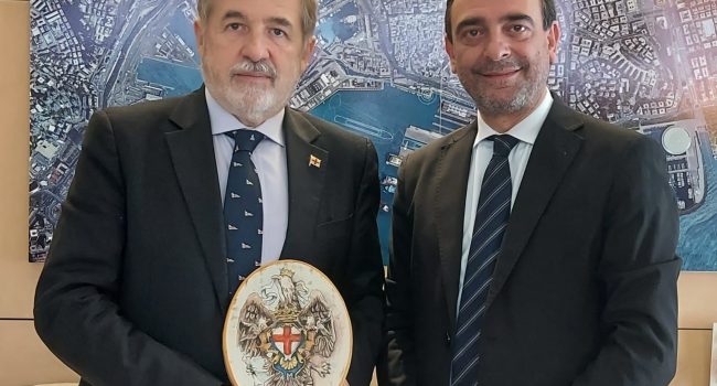 Genova e Caltagirone verso il gemellaggio, incontro fra i due sindaci. Fabio Roccuzzo: “Importante per la promozione della nostra città”