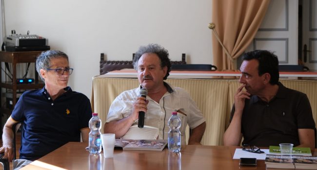 Foto-Diario-di-bordo-presentazione-catalogo.jpg-3.jpg