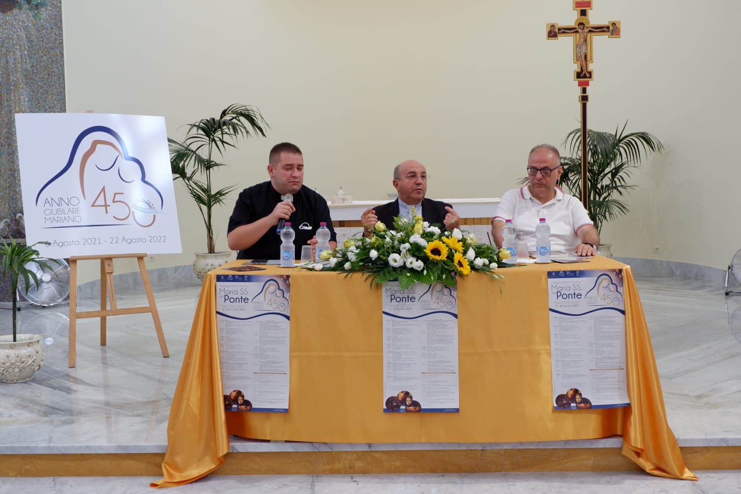 Festeggiamenti in onore di Maria Ss del Ponte e di conclusione dell’Anno giubilare Mariano diocesano: tanti appuntamenti religiosi, ma anche culturali e folkloristici.