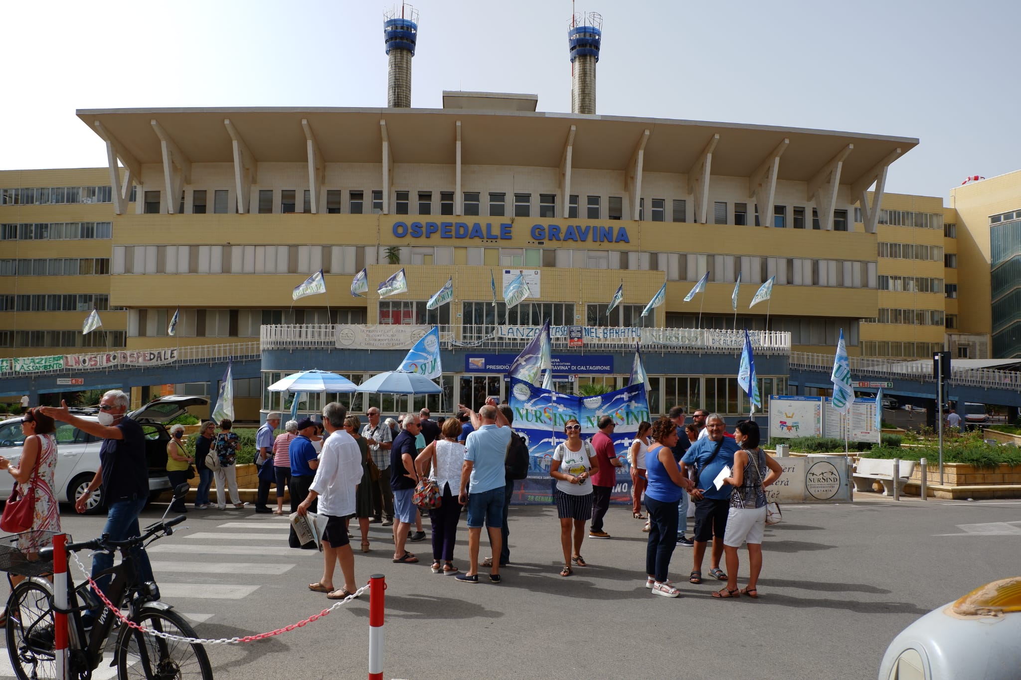 Sos ospedale Caltagirone: la protesta stamani e il sostegno dell’Amministrazione Roccuzzo