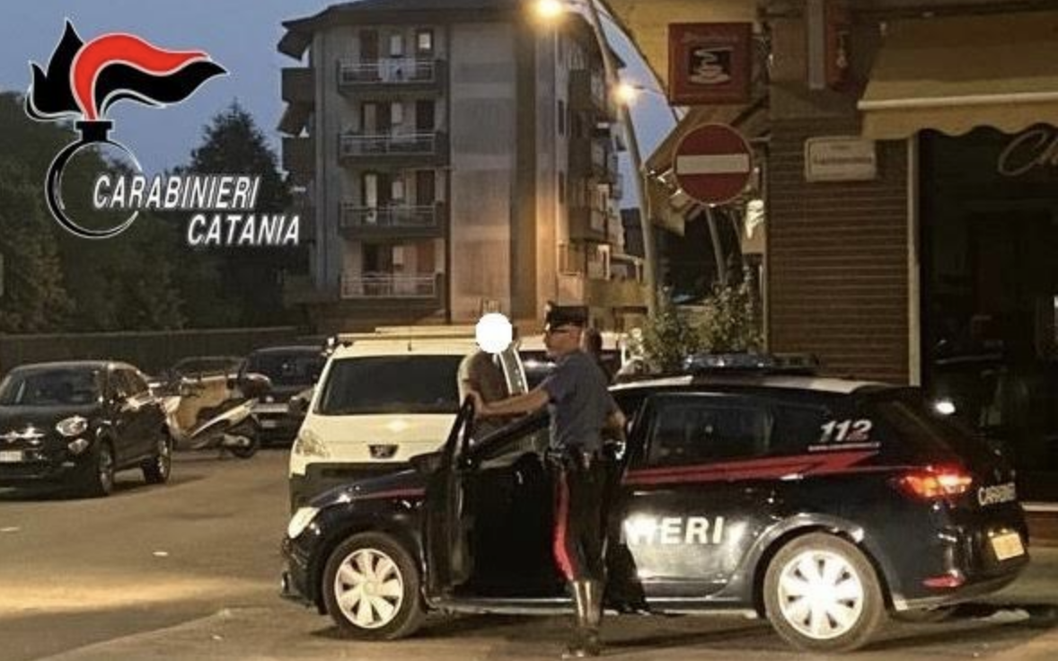 Una rapina dopo l’altra e botte alle vittime: arrestato a Caltagirone