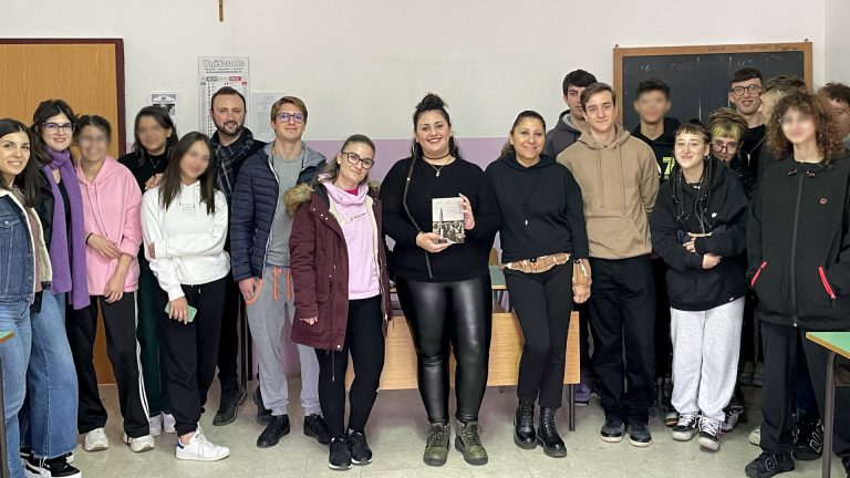 Il disturbo Borderline? A confronto con i liceali attraverso la testimonianza di Nicole. A Caltagirone