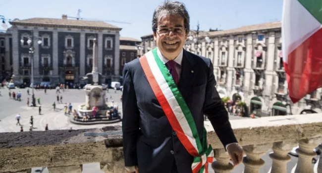 Enzo Bianco si candida a sindaco di Catania. Sciolta la riserva