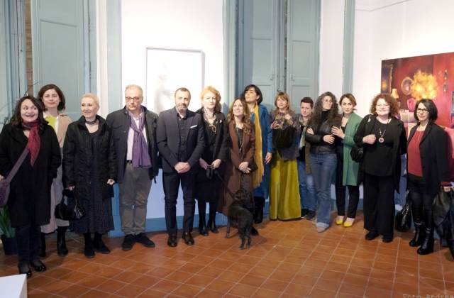 Tutto pronto per la collettiva “Scintille, 14 artiste in mostra” a Caltagirone