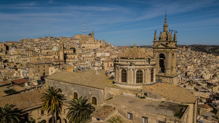 Caltagirone “patrimonio dell’umanità e città della ceramica” alla Bit di Milano
