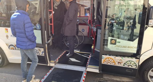 Foto-Trasporto-urbano-due-nuovi-bus.jpg-7.jpg