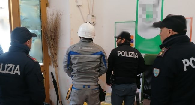 Scoperta un’attività commerciale totalmente abusiva a San Berlillo a Catania