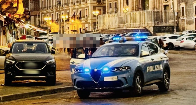 Il vigile ausiliario fa la multa e l’automobilista lo prende a schiaffi. Denunciato a Catania