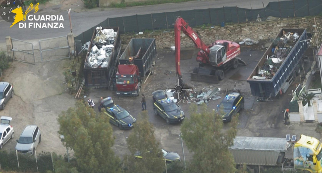 Traffico illecito di rifiuti e l’ombra dell’ecomafia: scatta l’operazione della DDA con 20 misure cautelari