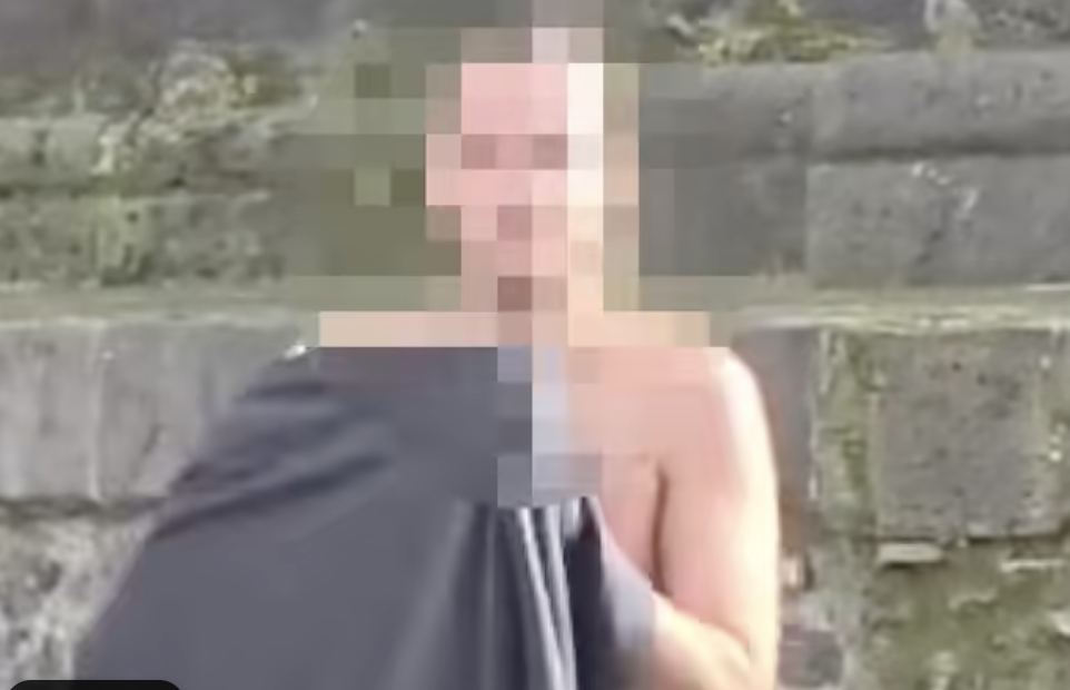 Seminudo in giro ad Adrano, fermato 27enne con problemi di salute