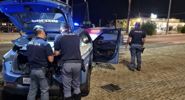 Movida sicura a Catania, controlli nel weekend: due arresti per droga, otto parcheggiatori abusivi sanzionati